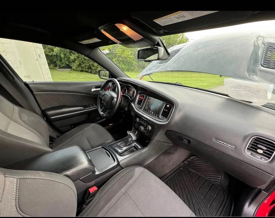 2015 Dodge Charger 7th Gen - Image 6 of 7