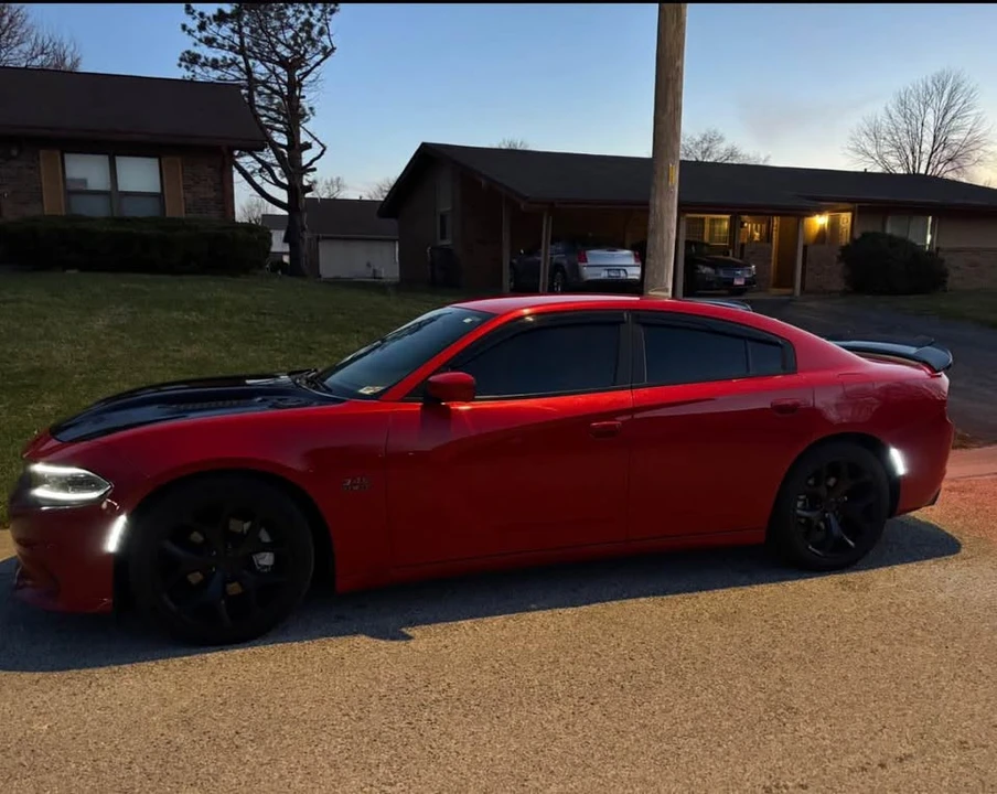 2015 Dodge Charger 7th Gen - Image 3 of 7