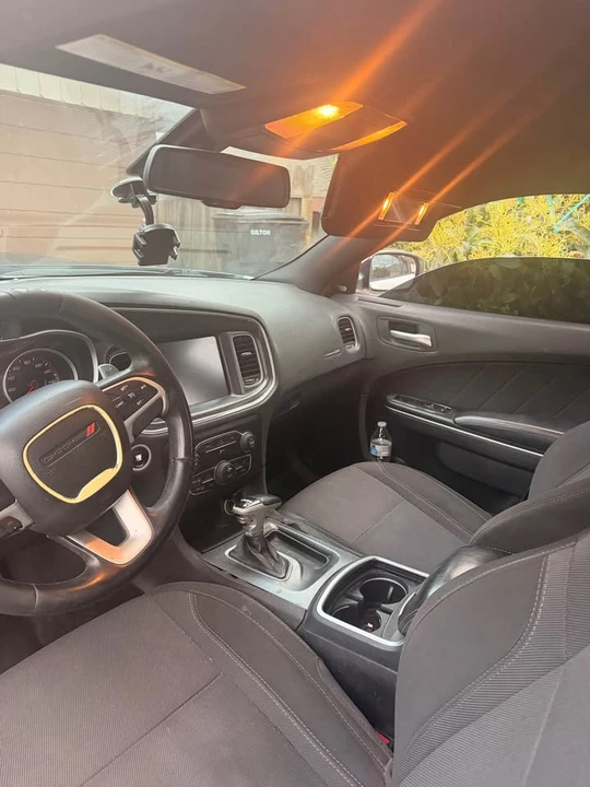 2015 Dodge Charger 7th Gen - Image 4 of 10