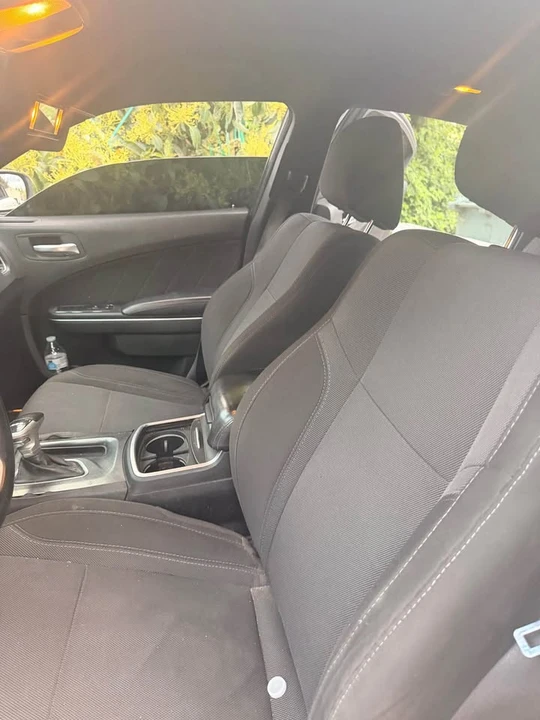 2015 Dodge Charger 7th Gen - Image 5 of 10
