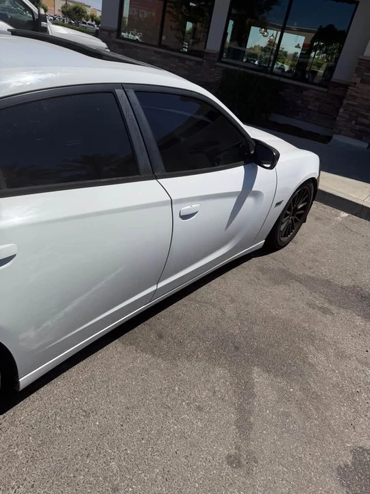 2015 Dodge Charger 7th Gen - Image 10 of 21
