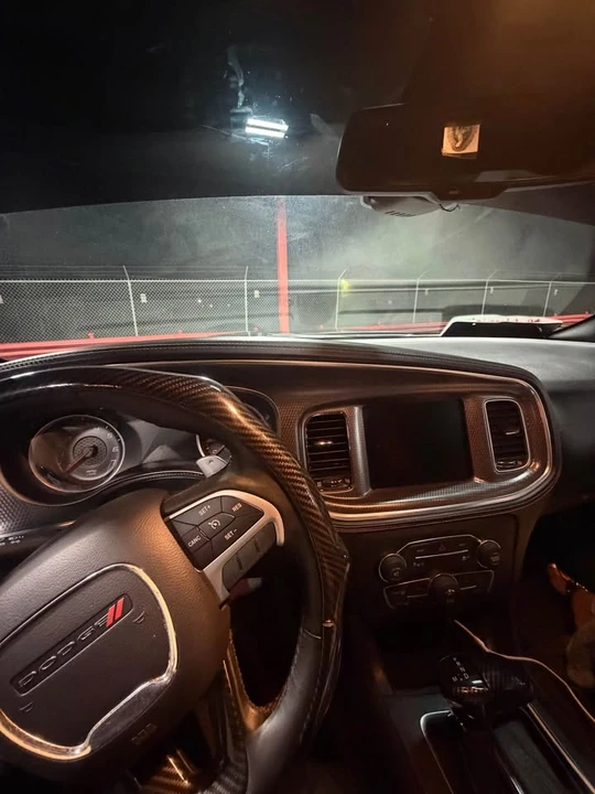 2015 Dodge Charger 7th Gen - Image 8 of 17
