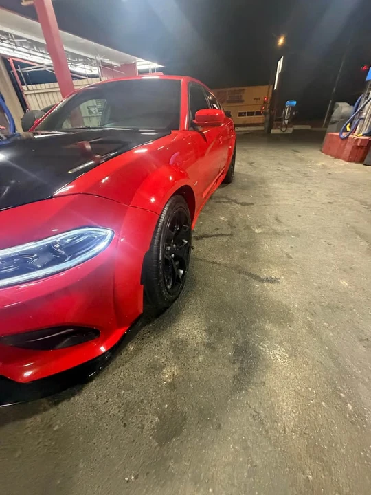 2015 Dodge Charger 7th Gen - Image 14 of 17