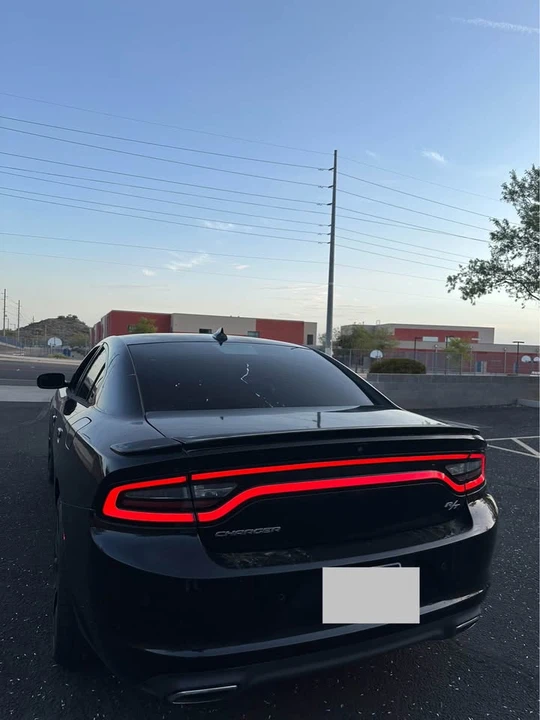 2015 Dodge Charger 7th Gen - Image 6 of 12