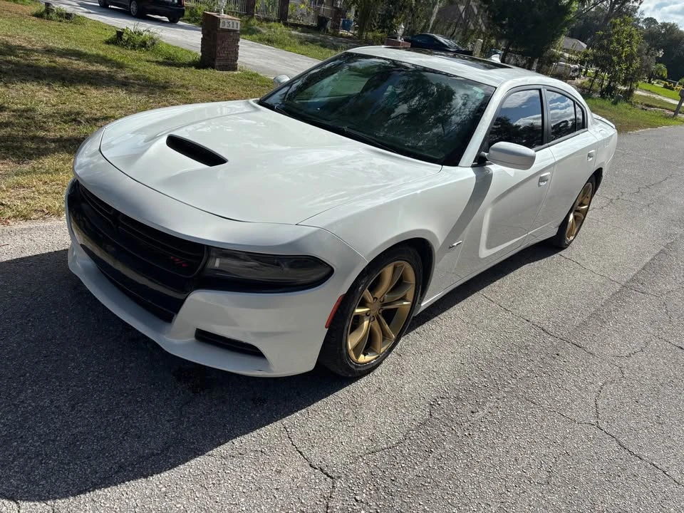 2015 Dodge Charger 7th Gen - Image 4 of 15