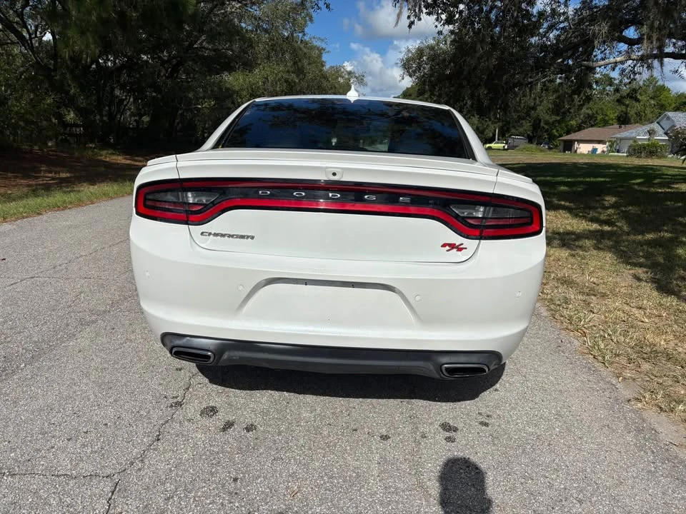 2015 Dodge Charger 7th Gen - Image 11 of 15