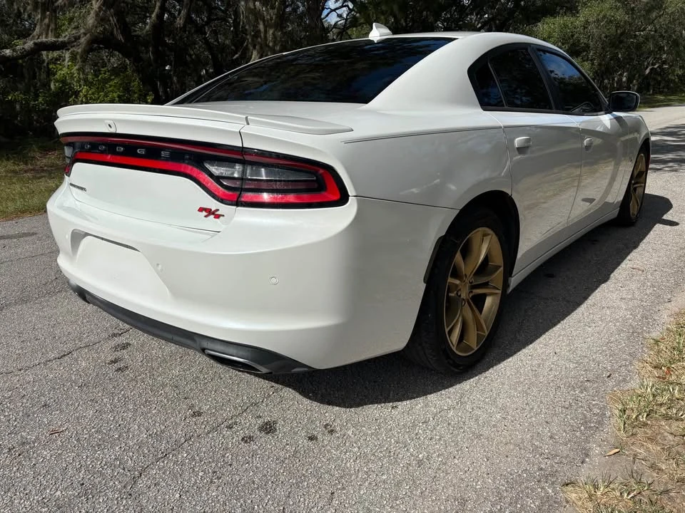 2015 Dodge Charger 7th Gen - Image 6 of 15