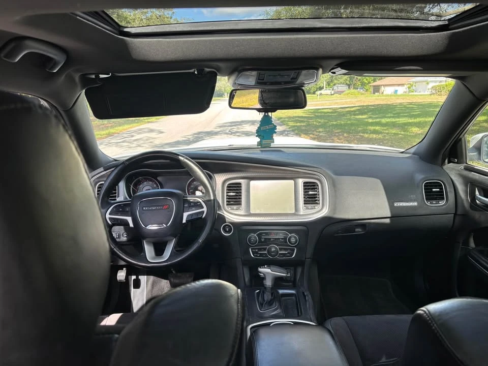 2015 Dodge Charger 7th Gen - Image 15 of 15