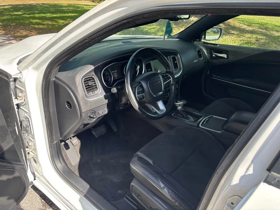 2015 Dodge Charger 7th Gen - Image 10 of 15
