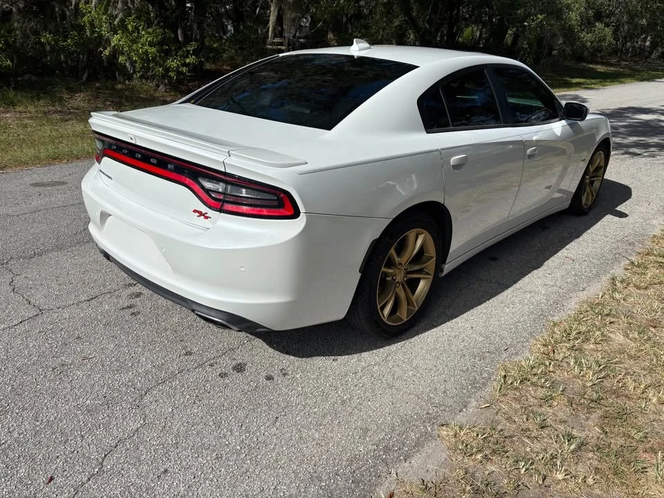 2015 Dodge Charger 7th Gen - Image 7 of 15