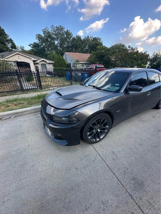 2015 Dodge Charger 7th Gen - Image 4 of 7