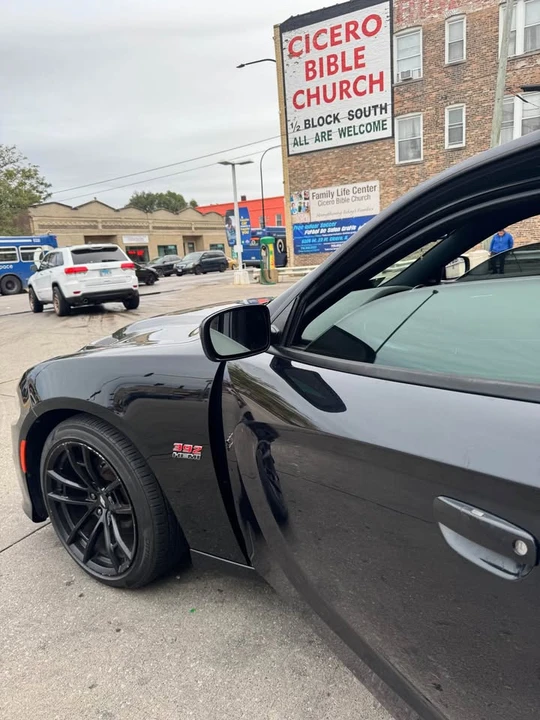 2015 Dodge Charger 7th Gen - Image 3 of 4