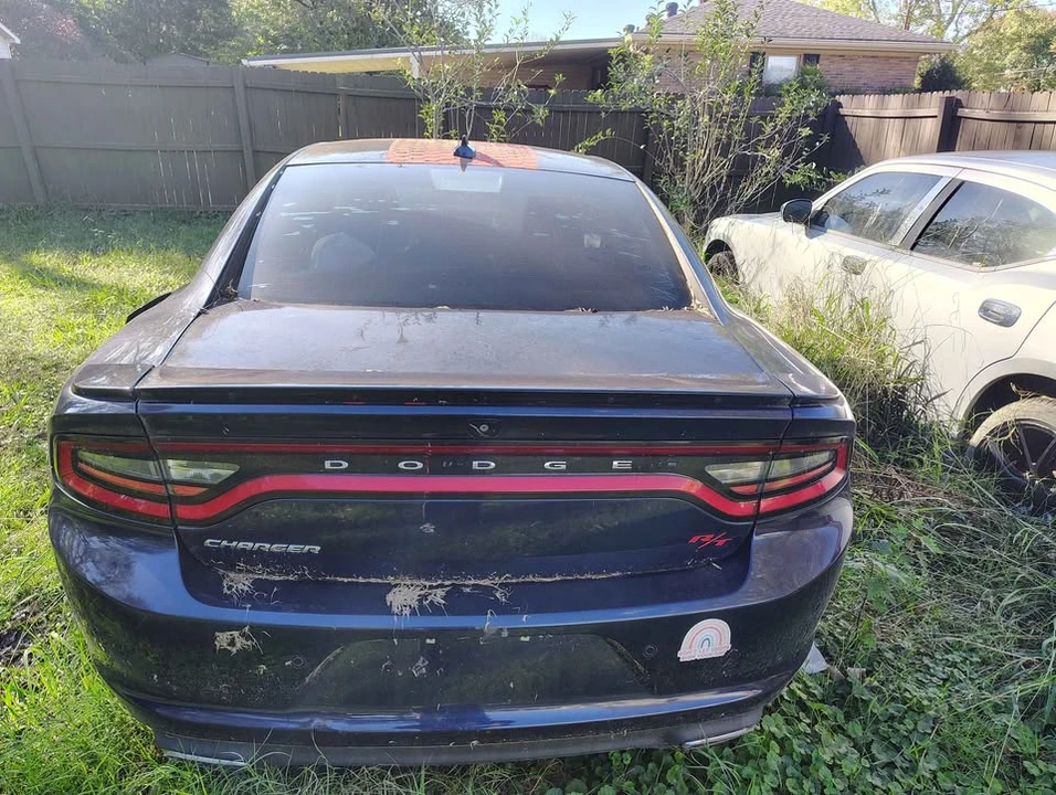 2015 Dodge Charger 7th Gen - Image 3 of 10