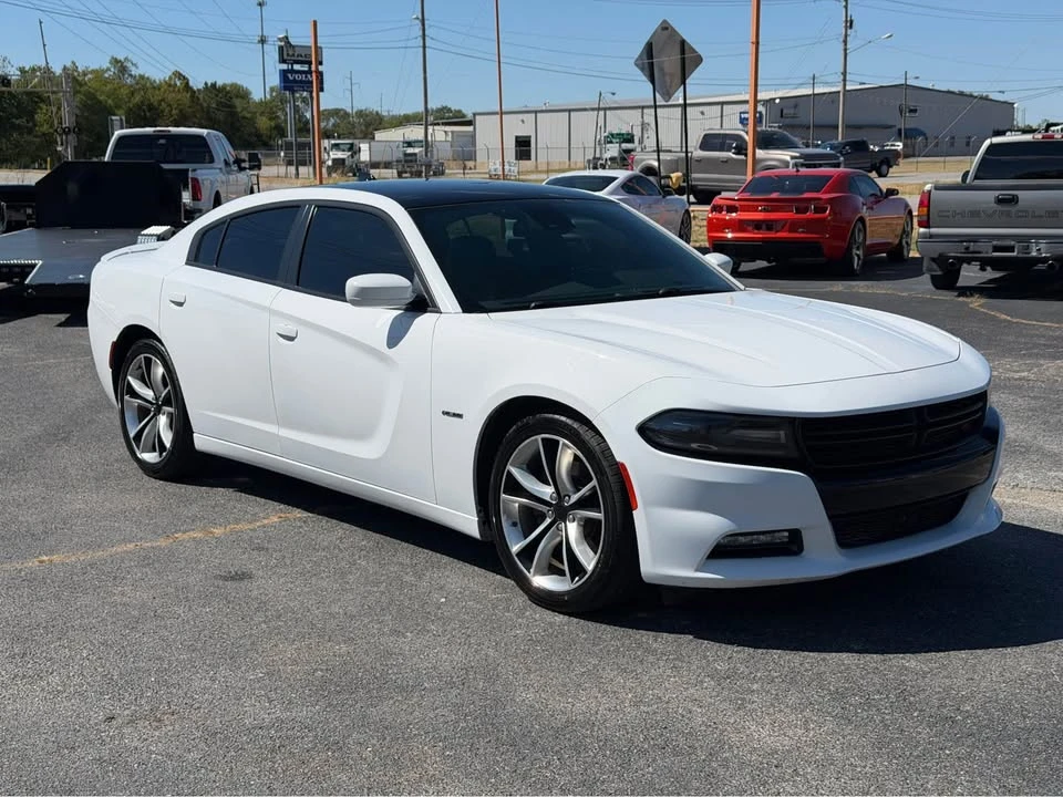 2015 Dodge Charger 7th Gen - Image 7 of 16