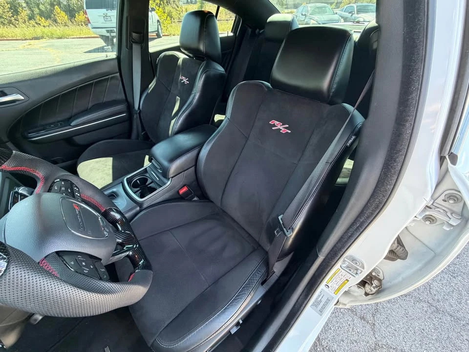 2015 Dodge Charger 7th Gen - Image 9 of 16