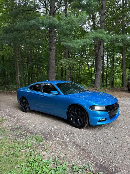 2015 Dodge Charger 7th Gen - Image 2 of 16