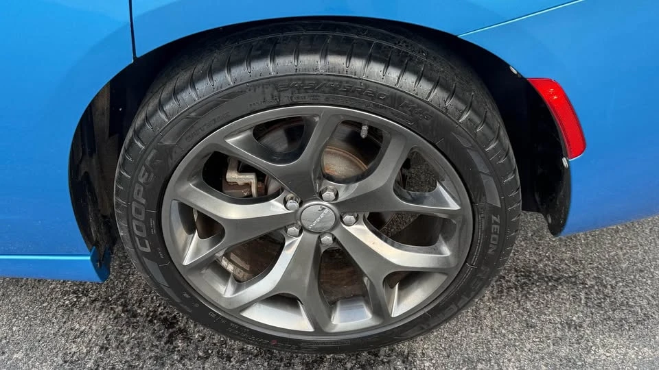 2015 Dodge Charger 7th Gen - Image 11 of 20