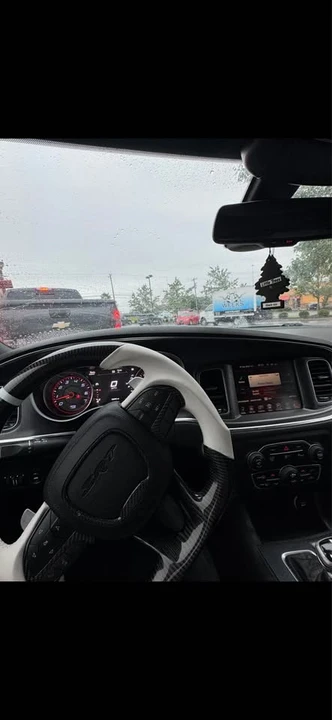 2015 Dodge Charger 7th Gen - Image 4 of 4