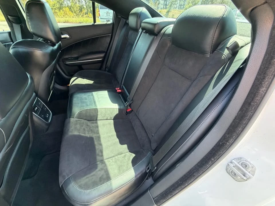 2015 Dodge Charger 7th Gen - Image 12 of 16