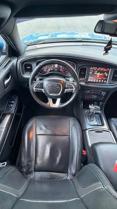 2015 Dodge Charger 7th Gen - Image 15 of 20