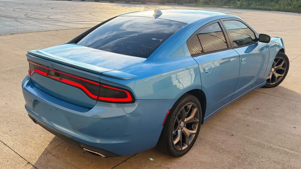 2015 Dodge Charger 7th Gen - Image 2 of 20
