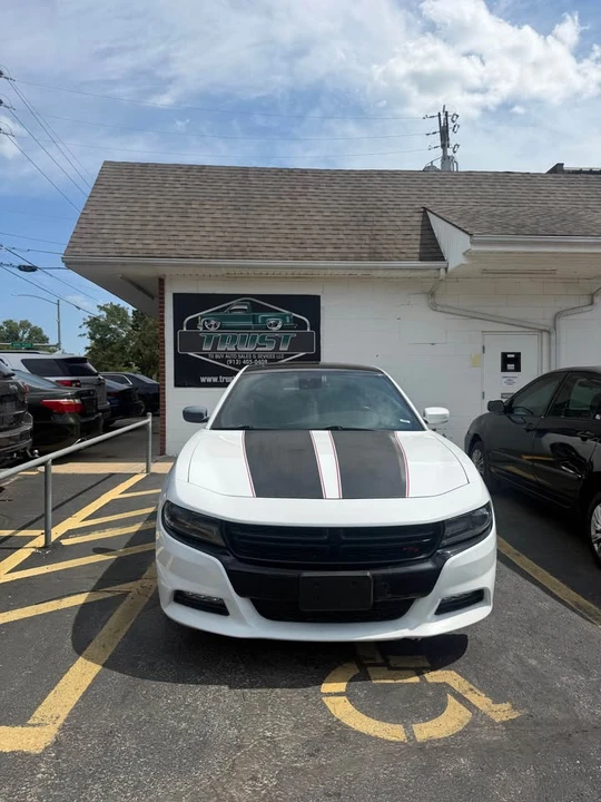 2015 Dodge Charger 7th Gen - Image 2 of 14