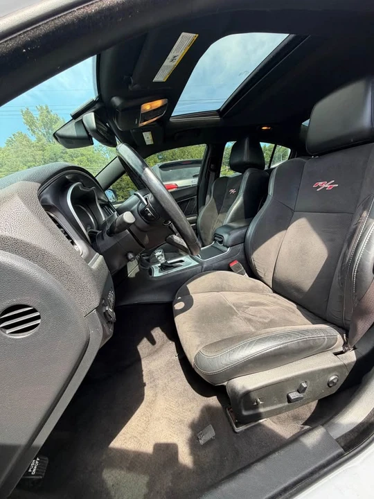2015 Dodge Charger 7th Gen - Image 4 of 14