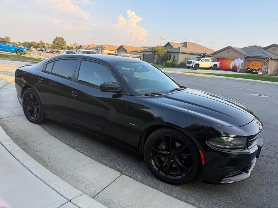 2015 Dodge Charger 7th Gen - Image 5 of 9