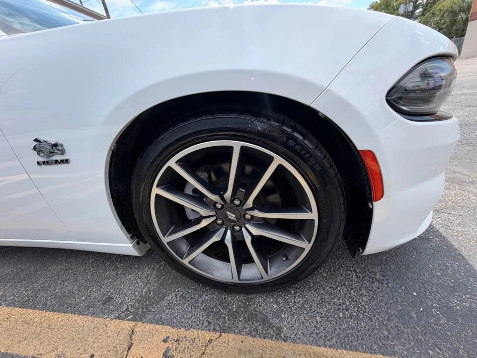 2015 Dodge Charger 7th Gen - Image 12 of 14