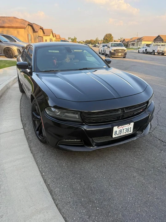 2015 Dodge Charger 7th Gen - Image 4 of 9