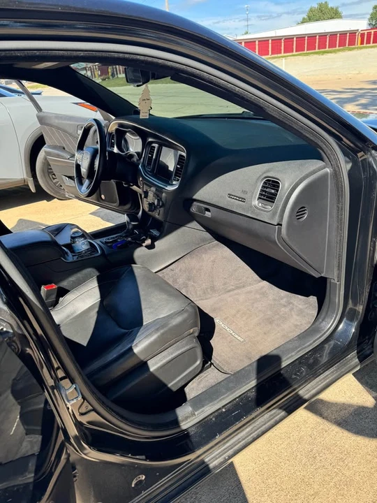 2015 Dodge Charger 7th Gen - Image 13 of 17