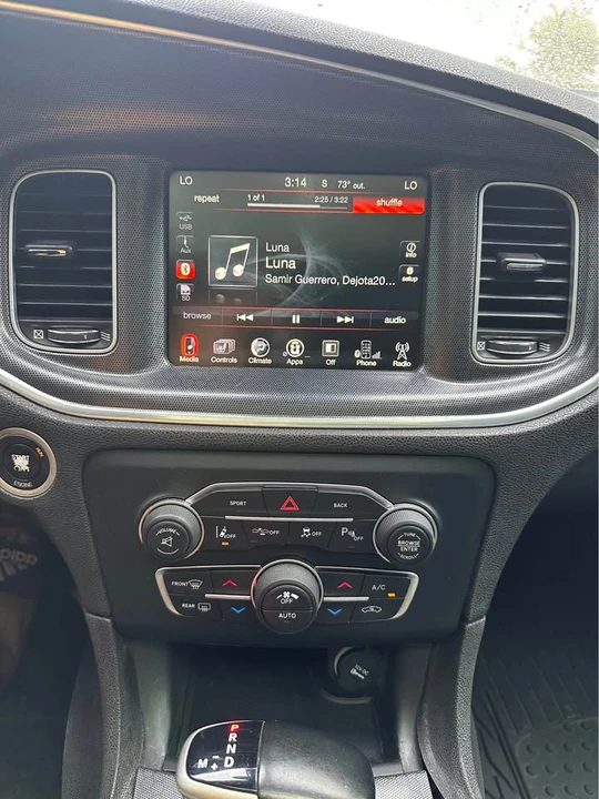 2015 Dodge Charger 7th Gen - Image 11 of 13