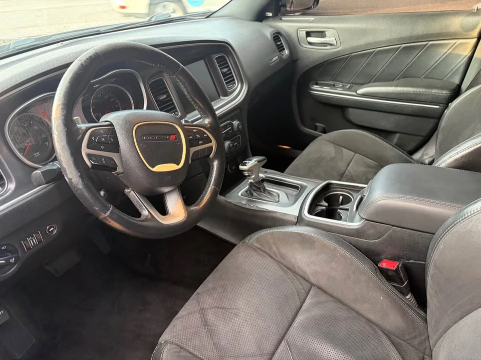 2015 Dodge Charger 7th Gen - Image 4 of 10