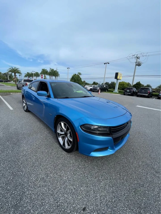 2015 Dodge Charger 7th Gen - Image 4 of 11