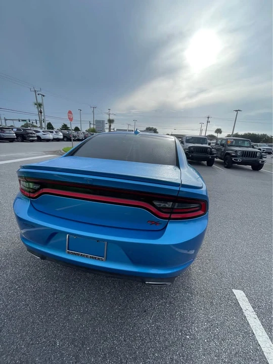2015 Dodge Charger 7th Gen - Image 7 of 11