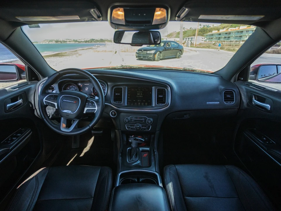2015 Dodge Charger 7th Gen - Image 17 of 21