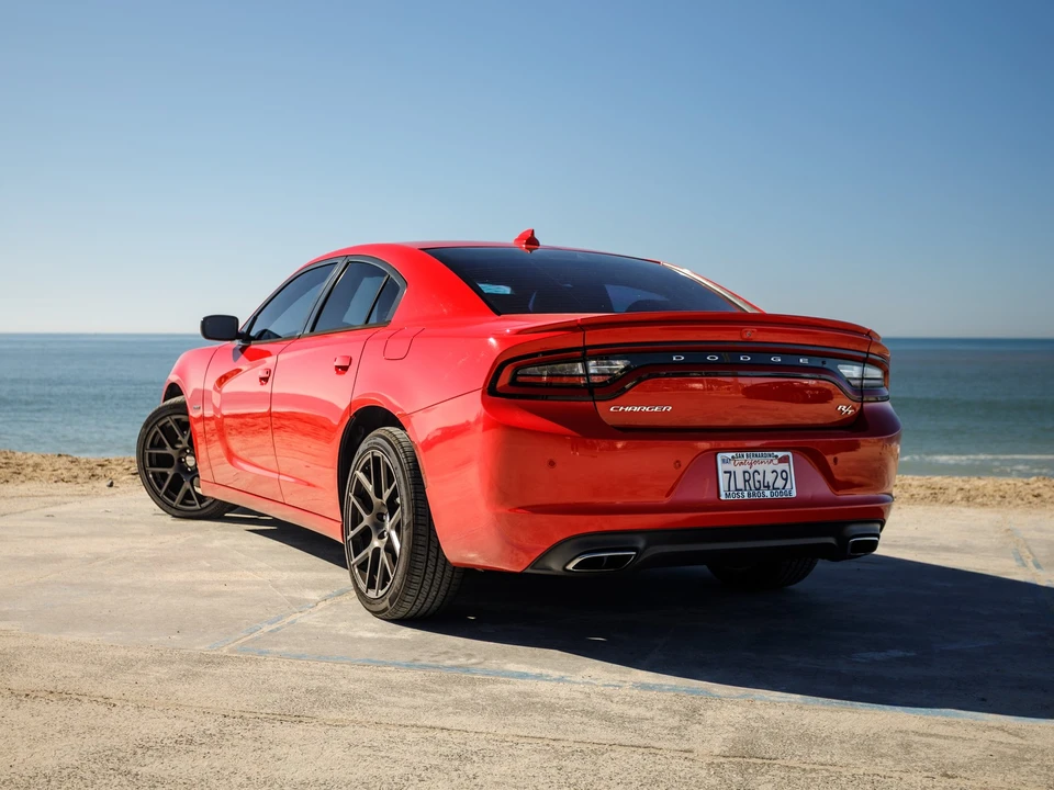 2015 Dodge Charger 7th Gen - Image 9 of 21
