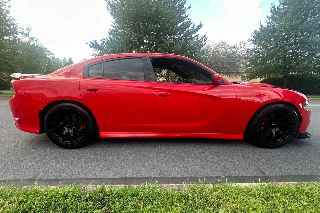2015 Dodge Charger SRT & 392 7th Gen - Image 3 of 31