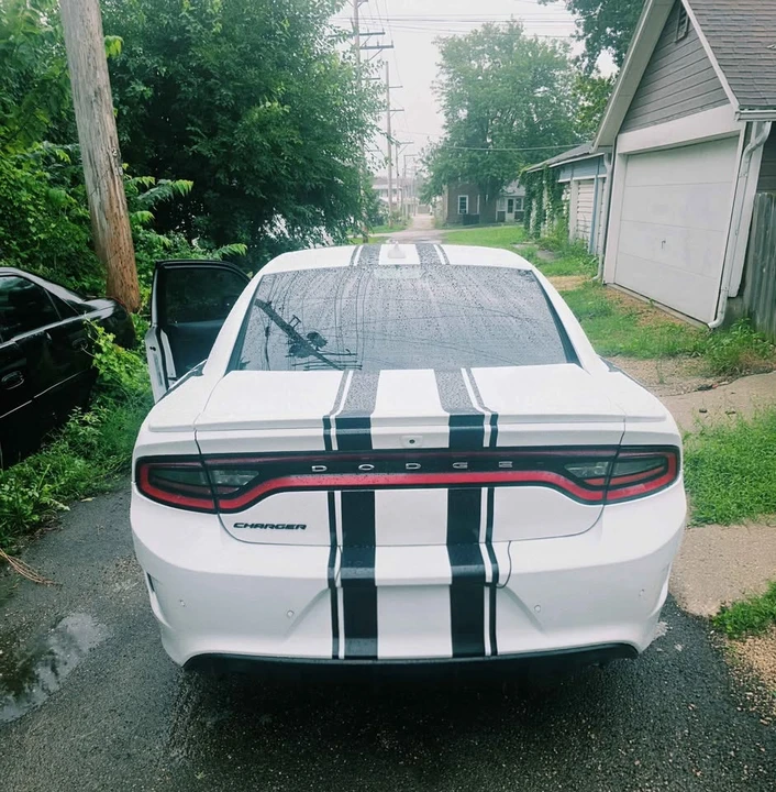2015 Dodge Charger SRT & 392 7th Gen - Image 9 of 10