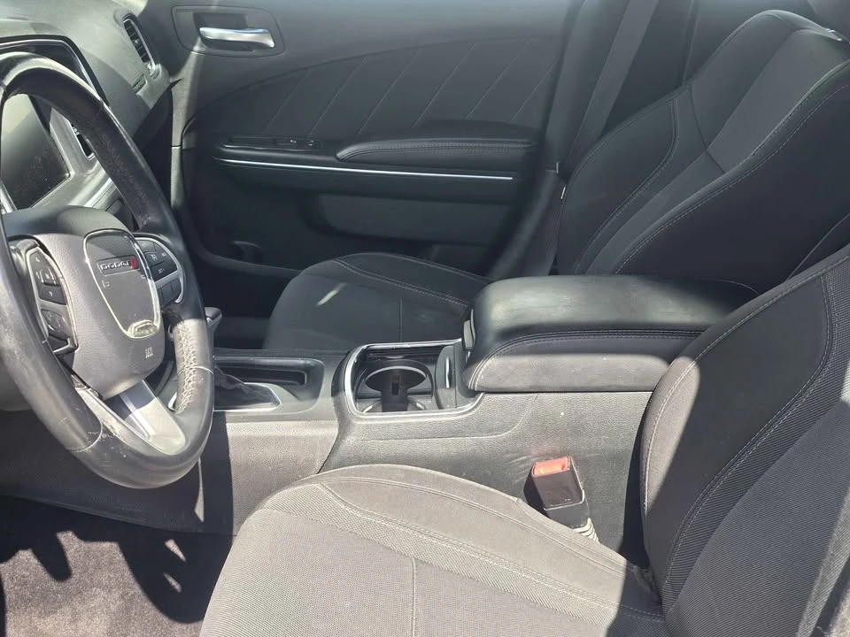 2015 Dodge Charger 7th Gen - Image 4 of 11