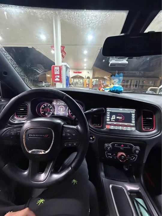 2015 Dodge Charger 7th Gen - Image 2 of 10