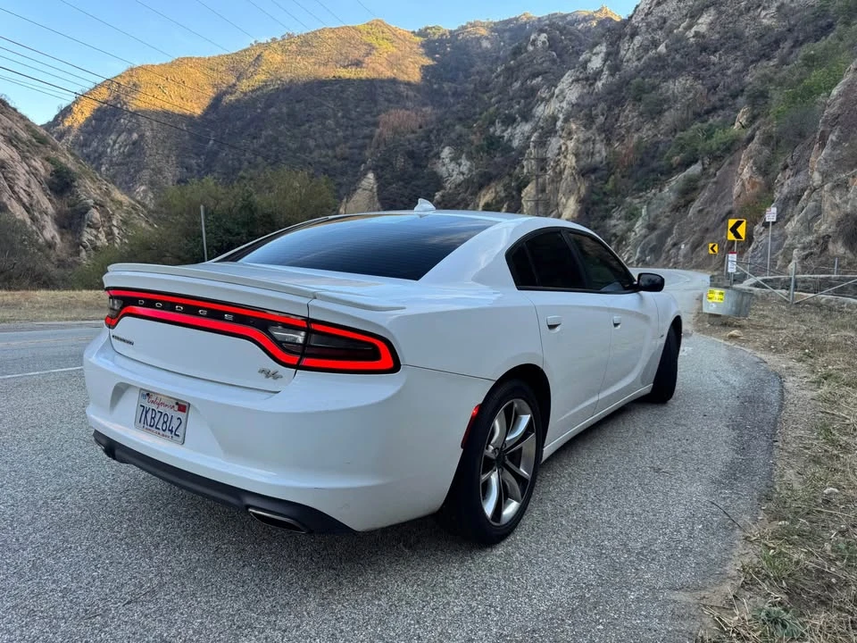 2015 Dodge Charger 7th Gen - Image 2 of 18