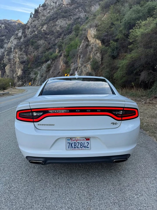 2015 Dodge Charger 7th Gen - Image 7 of 18