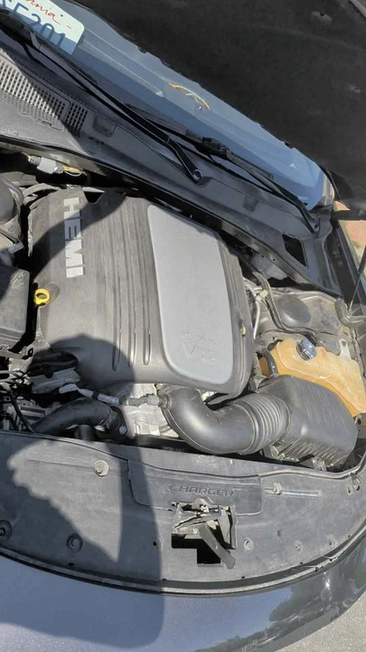2015 Dodge Charger 7th Gen - Image 9 of 15
