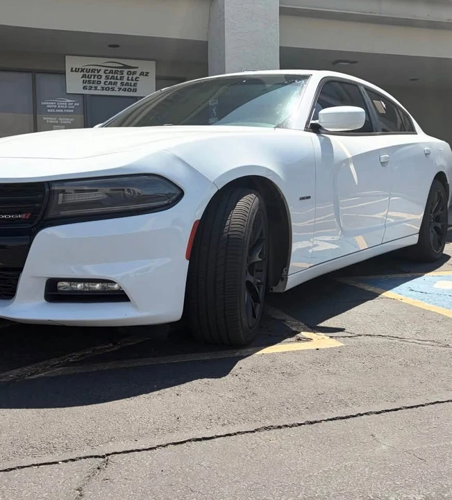 2015 Dodge Charger 7th Gen - Image 2 of 5