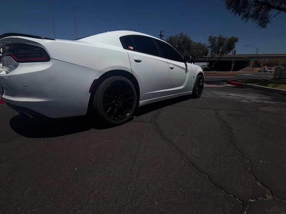 2015 Dodge Charger 7th Gen - Image 3 of 16