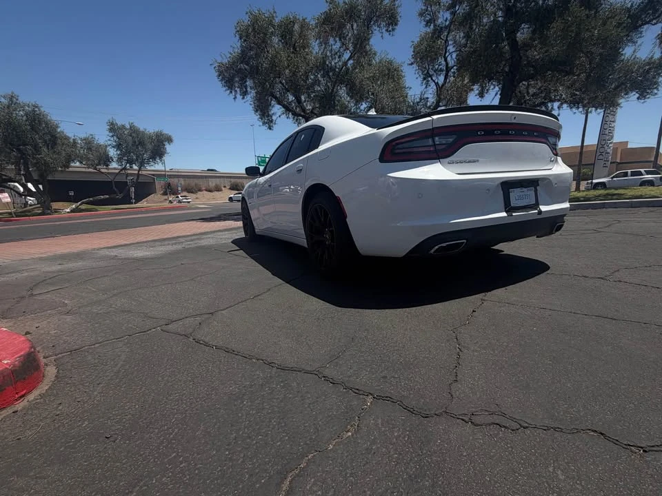 2015 Dodge Charger 7th Gen - Image 5 of 16