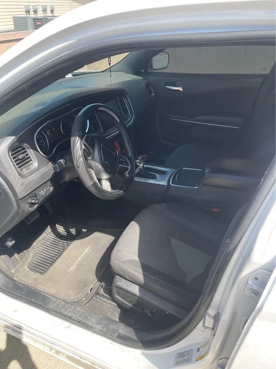 2015 Dodge Charger 7th Gen - Image 5 of 10