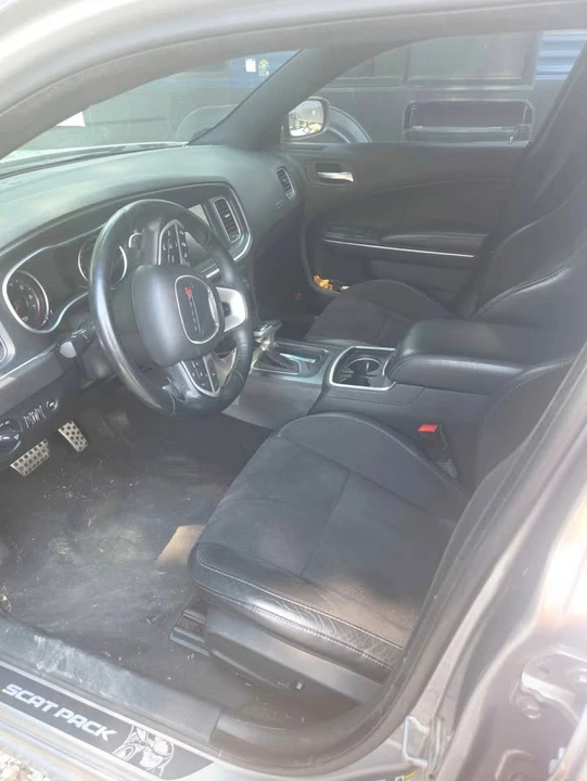 2015 Dodge Charger 7th Gen - Image 2 of 4