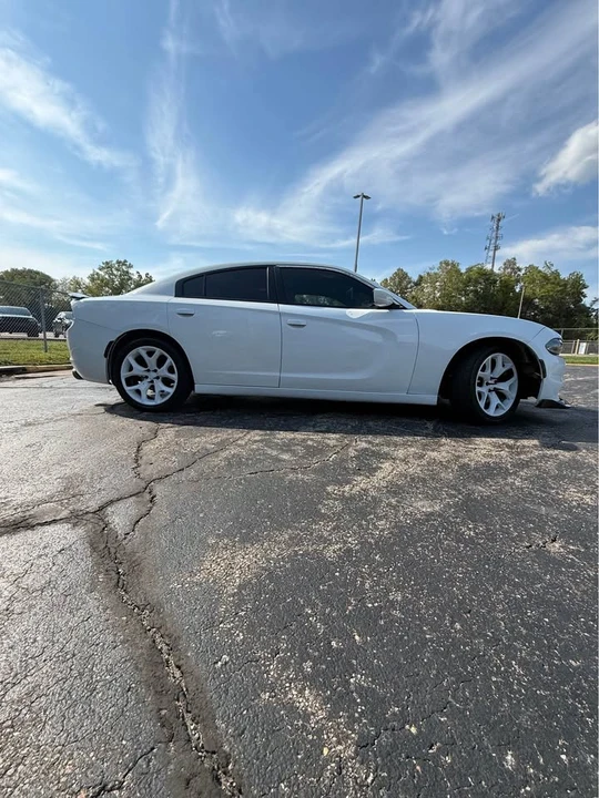 2015 Dodge Charger 7th Gen - Image 2 of 9